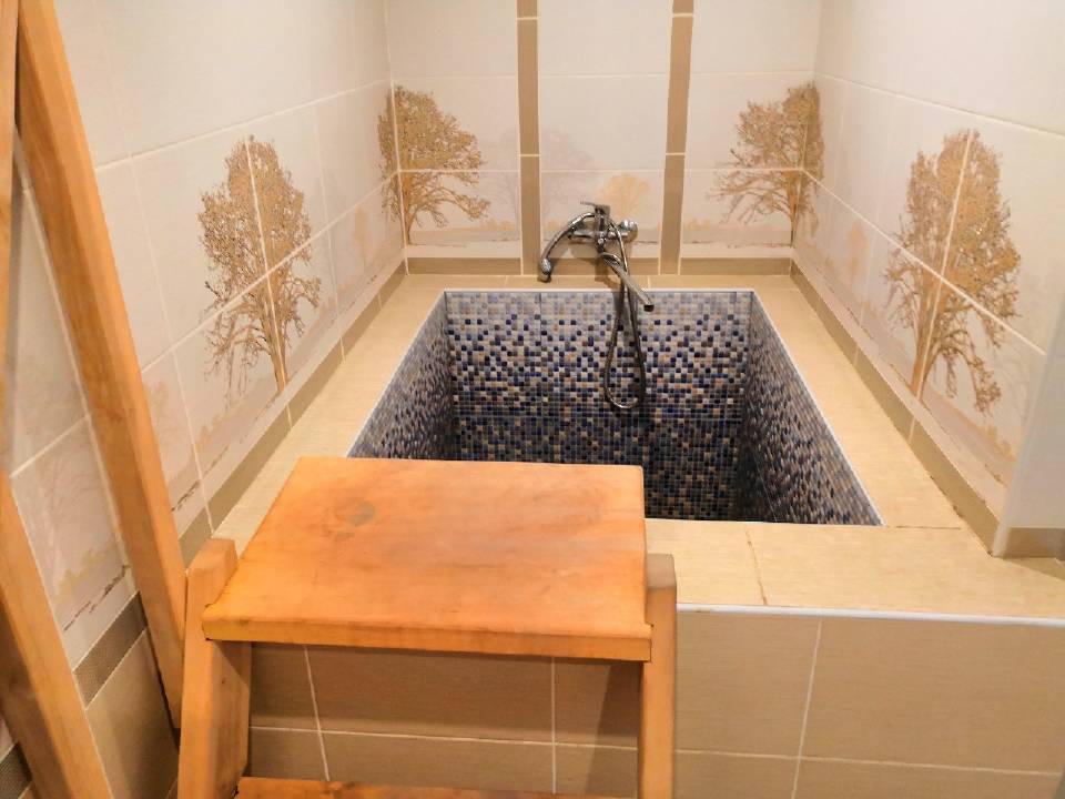 Проживание в гостевом домике от 30 руб/человек + баня, аренда беседки на базе отдыха