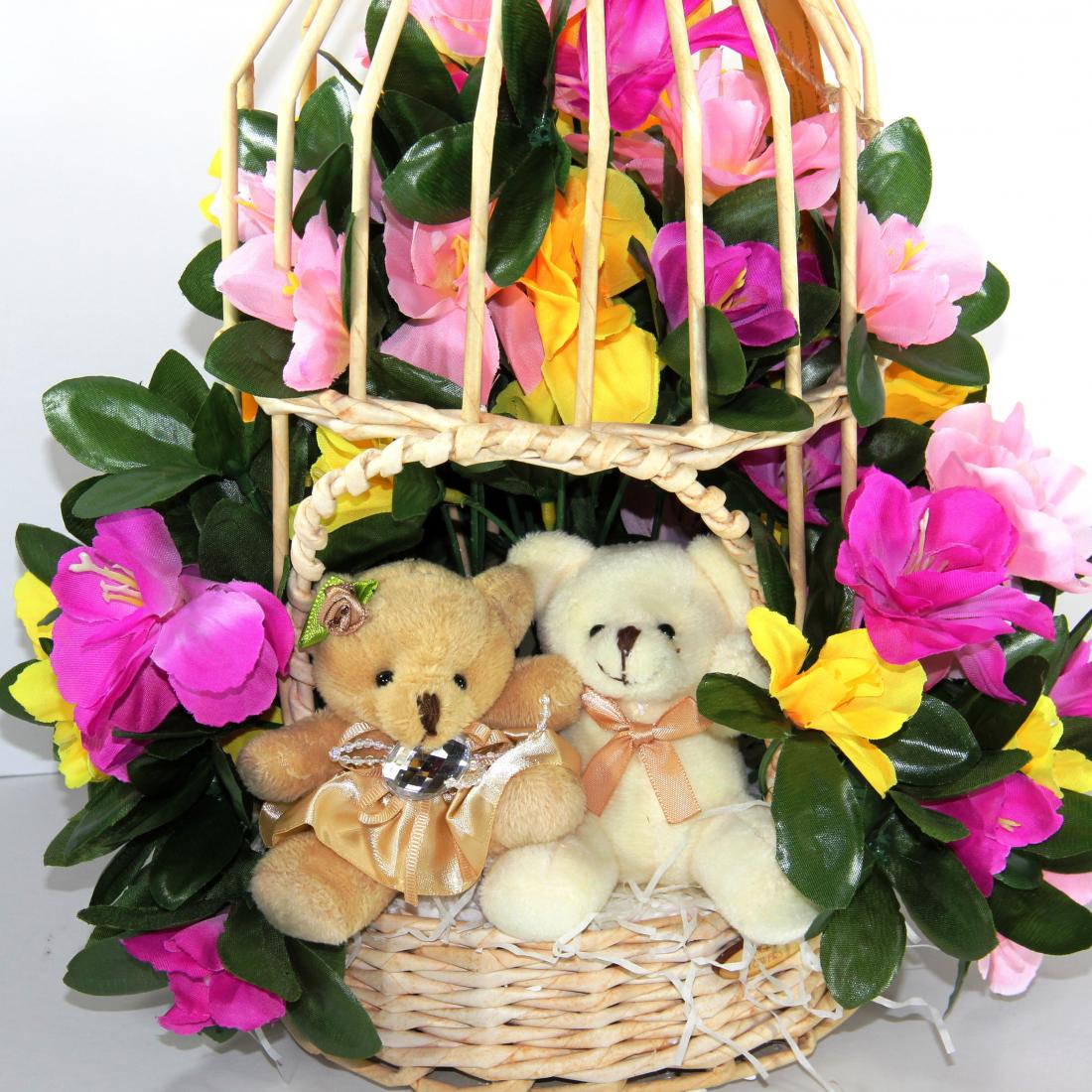 Детские композиции. Детские композиции. Детские композиции. Композиции из цветов живых. Пасхальные композиции своими руками.