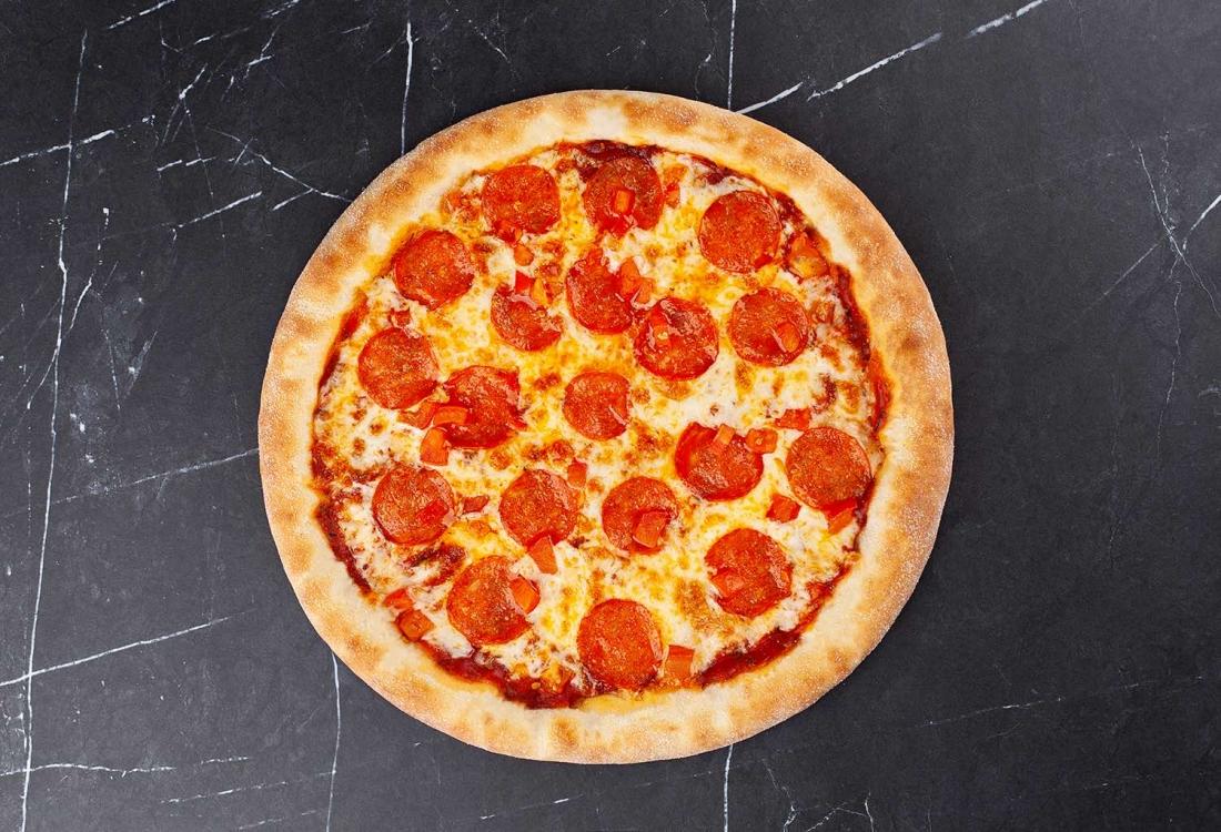 какую колбасу положить в пиццу пепперони в домашних условиях фото 117