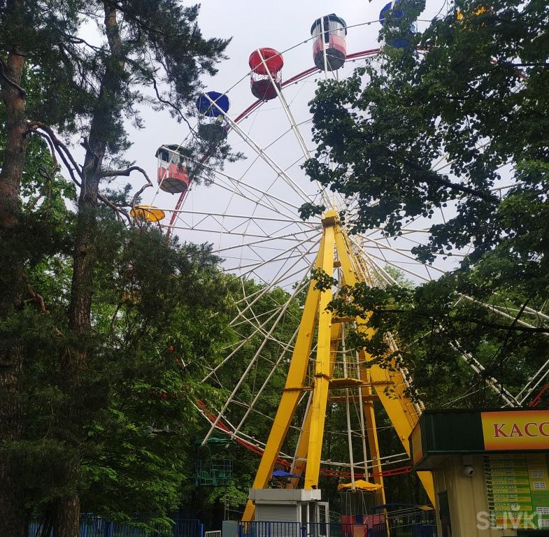 Схема парка челюскинцев. Минск парк челюскинцев ботанический сад. Аттракционы в минске. Парк челюскинцев в минске 2015. Парк челюскинцев.