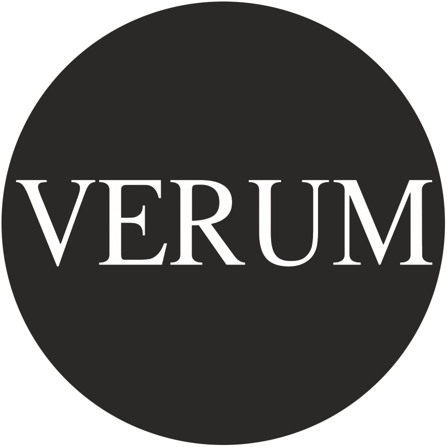 Бесплатный ягодный чай (0 р), десерты от 3,50 р. от бара "VERUM BAR"