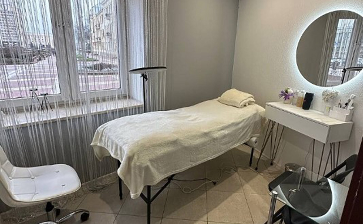 Смотрите, какая акция: чистка, пилинг, карбокситерапия, уход и массаж ...