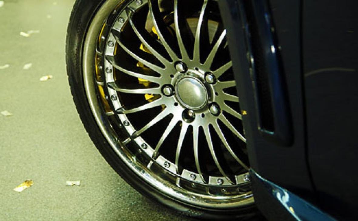 Правка и раскатка дисков, нарезка шин от 5 руб.