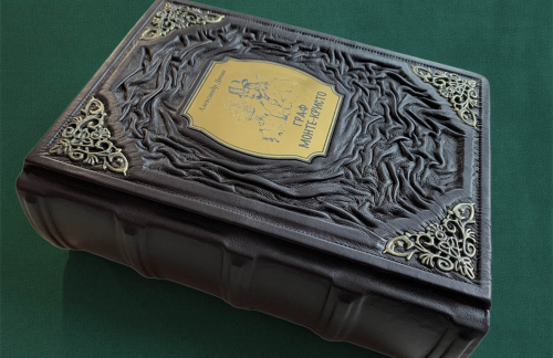 Подарочные книги в кожаном переплете ручной работы от "АртКнига"