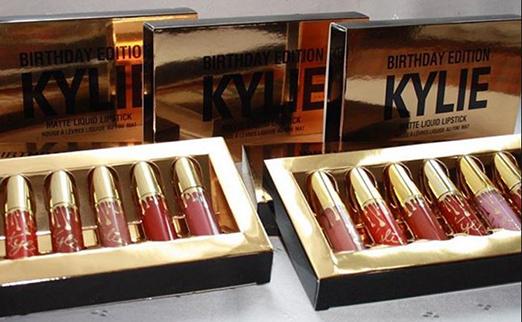 Набор помады Kylie Birthday Edition (6 цветов) в Москве и России от интернет-магазина LuxShop24: цена, отзывы, характеристики Набор помад kylie birthday edition купить